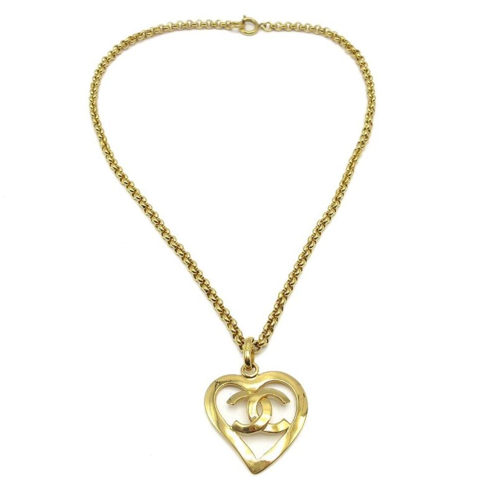 Chanel Cc Heart Pendant Metal Gold Gold_Plated Necklace Jewelry